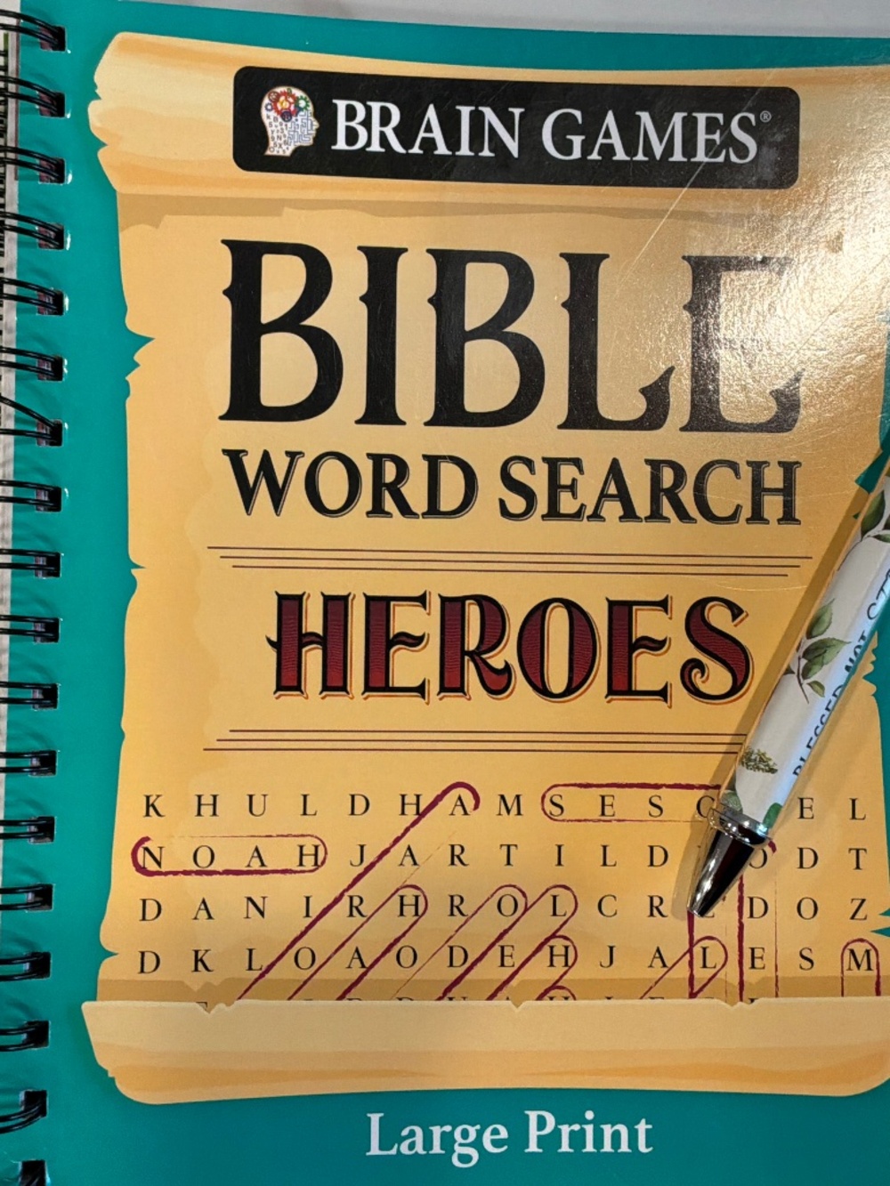 BIBLE WORD SEARCH Heroes Large Print and Pen